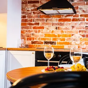  Apartament Stylowe Mieszkanie - Metro Dworzec Wilenski, Pge Narodowy